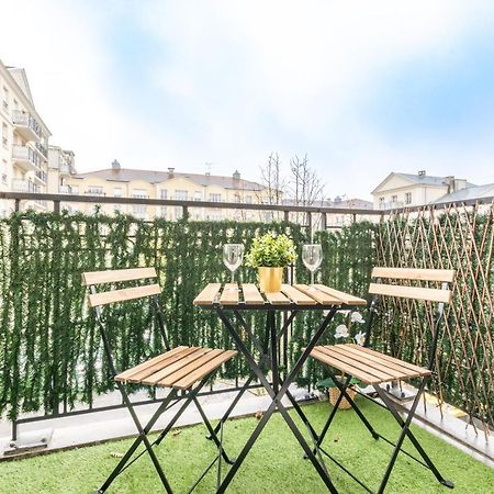 Mindset For 7 - Fairytale Factory Apartamento Bussy-Saint-Georges Exterior foto